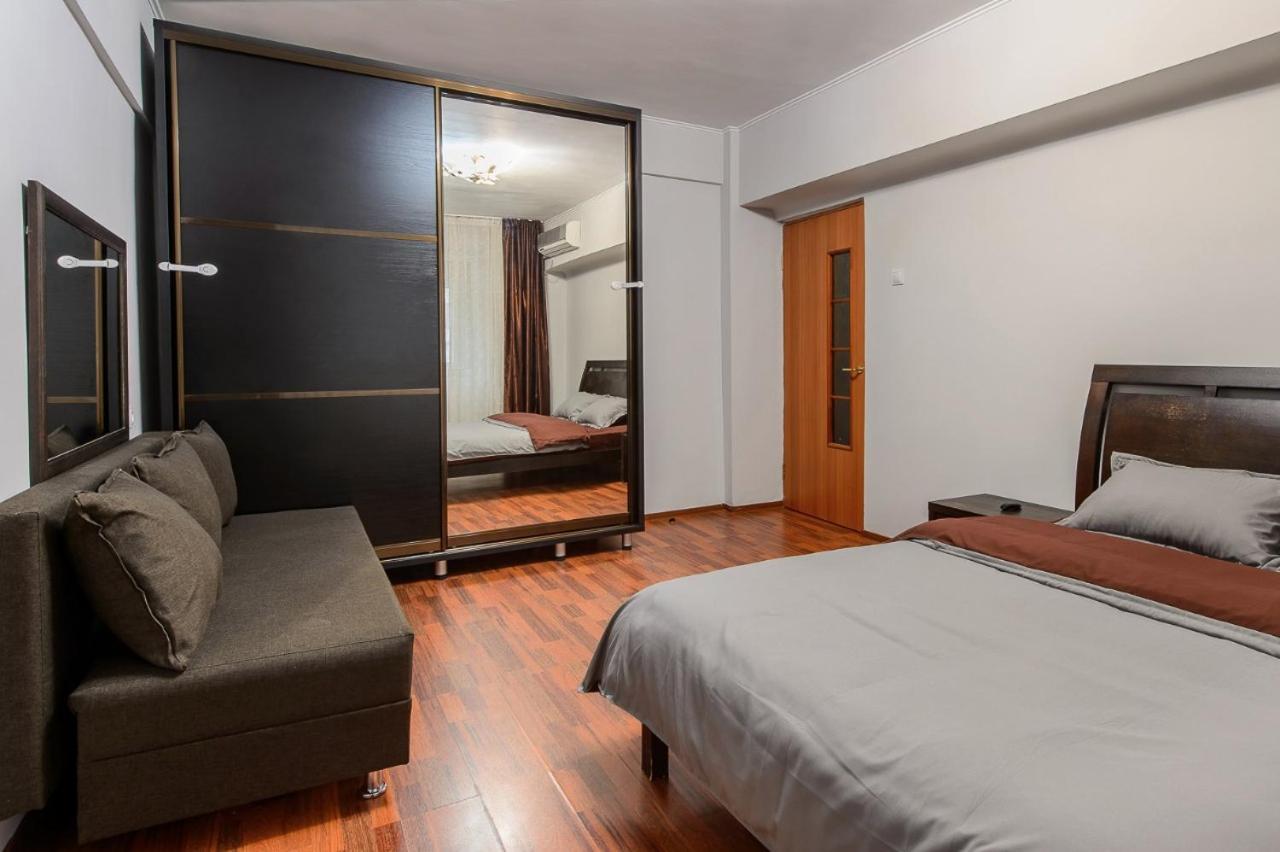 Apartments On Tole By 12 App 51 Almaty Ngoại thất bức ảnh