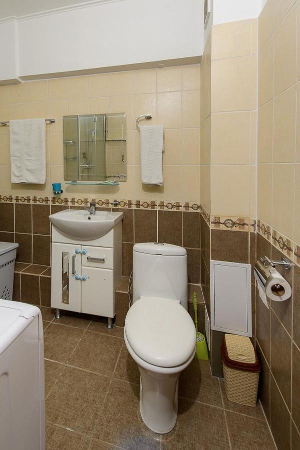 Apartments On Tole By 12 App 51 Almaty Ngoại thất bức ảnh